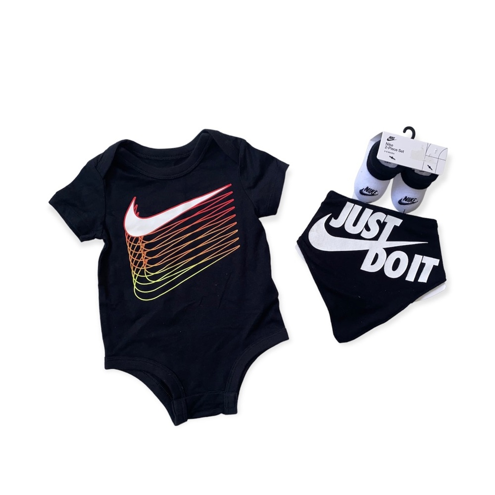 NWT Nike bundle